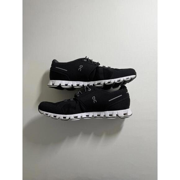 On Cloud Running 5 Black White Size 10 (NO SOLES) - Picture 1 of 5